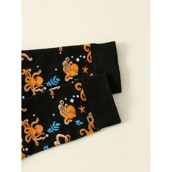 Octopus Pattern Crew Socks for Women - Picture 7 of 8